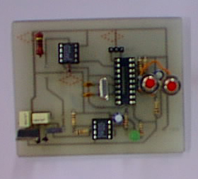 alimentatore.jpg (45359 byte)